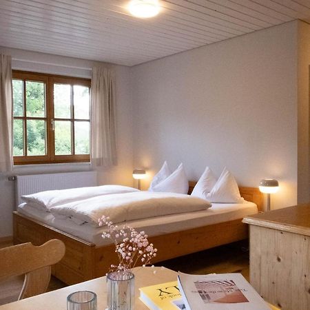 Lago Mio - Pension Am See - Bei Uns Verbringt Ihr Eine Wundervolle Zeit Direkt Am Wasser Worthsee Eksteriør billede