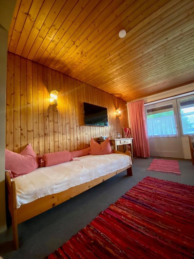 Lago Mio - Pension Am See - Bei Uns Verbringt Ihr Eine Wundervolle Zeit Direkt Am Wasser Worthsee Eksteriør billede